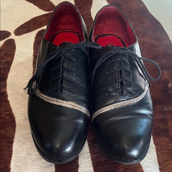 Vintage Charles Jourdan Paris Black & Bone Leather zipper Shoes 7.5 Oxford - Picture 1 of 6